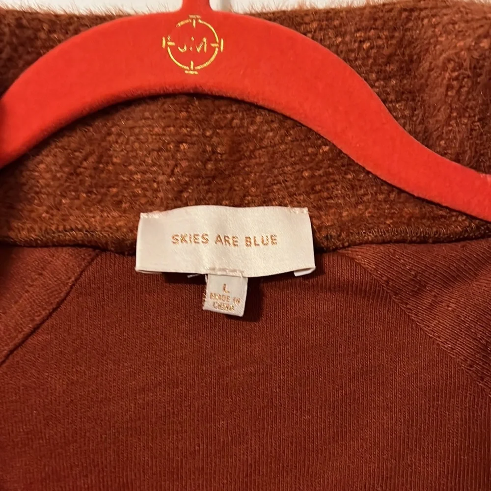 Shacket - Picture 3 of 7